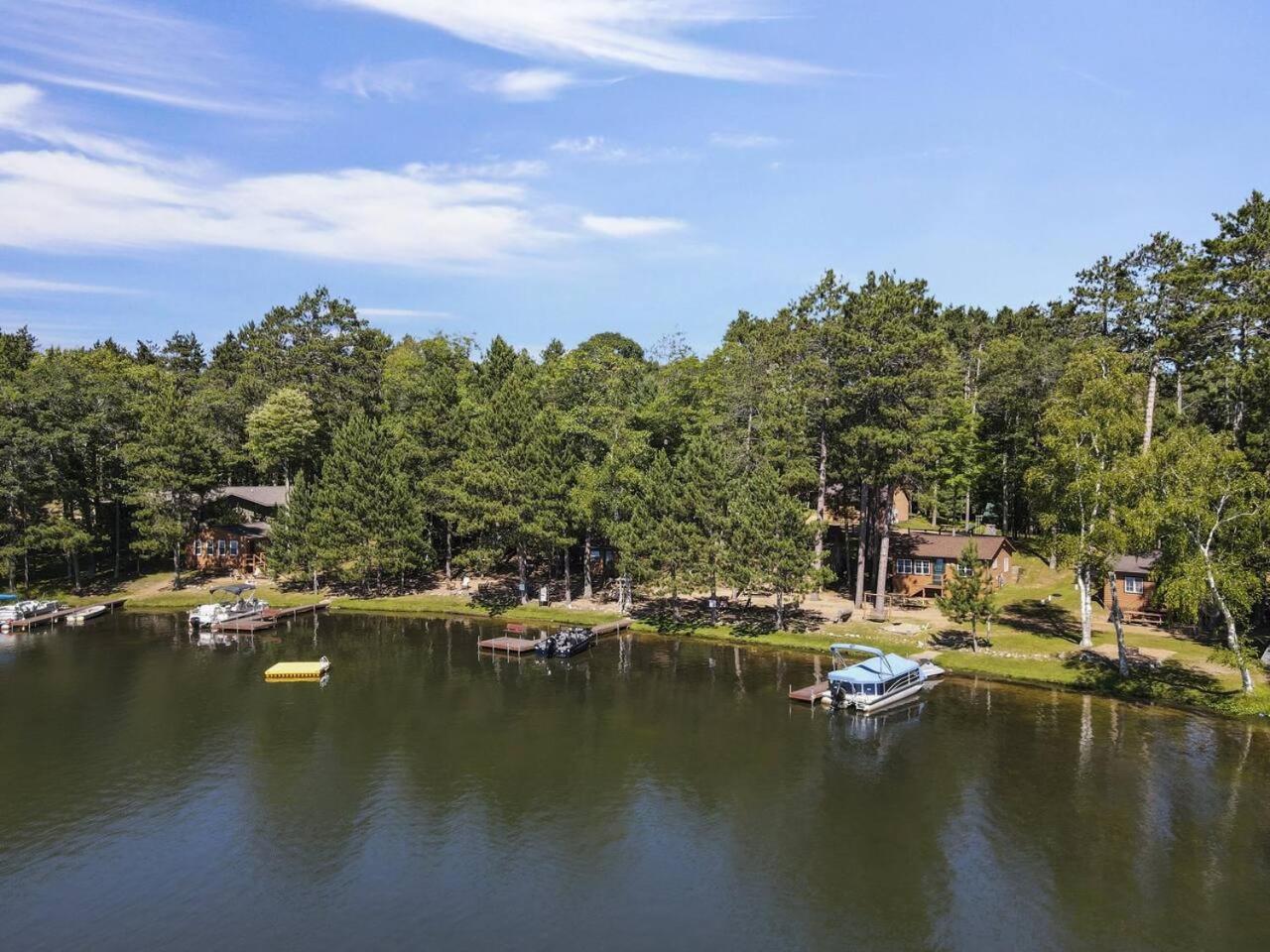 Bayview Resort Sunset Lookout Cabin 6 Saint Germain Exterior photo